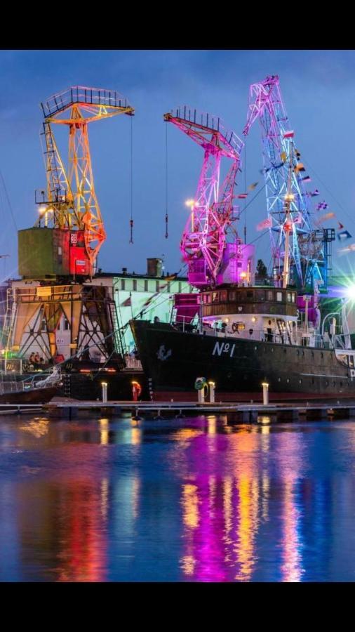 Ht Black Pearl Exclusive * Stettin
